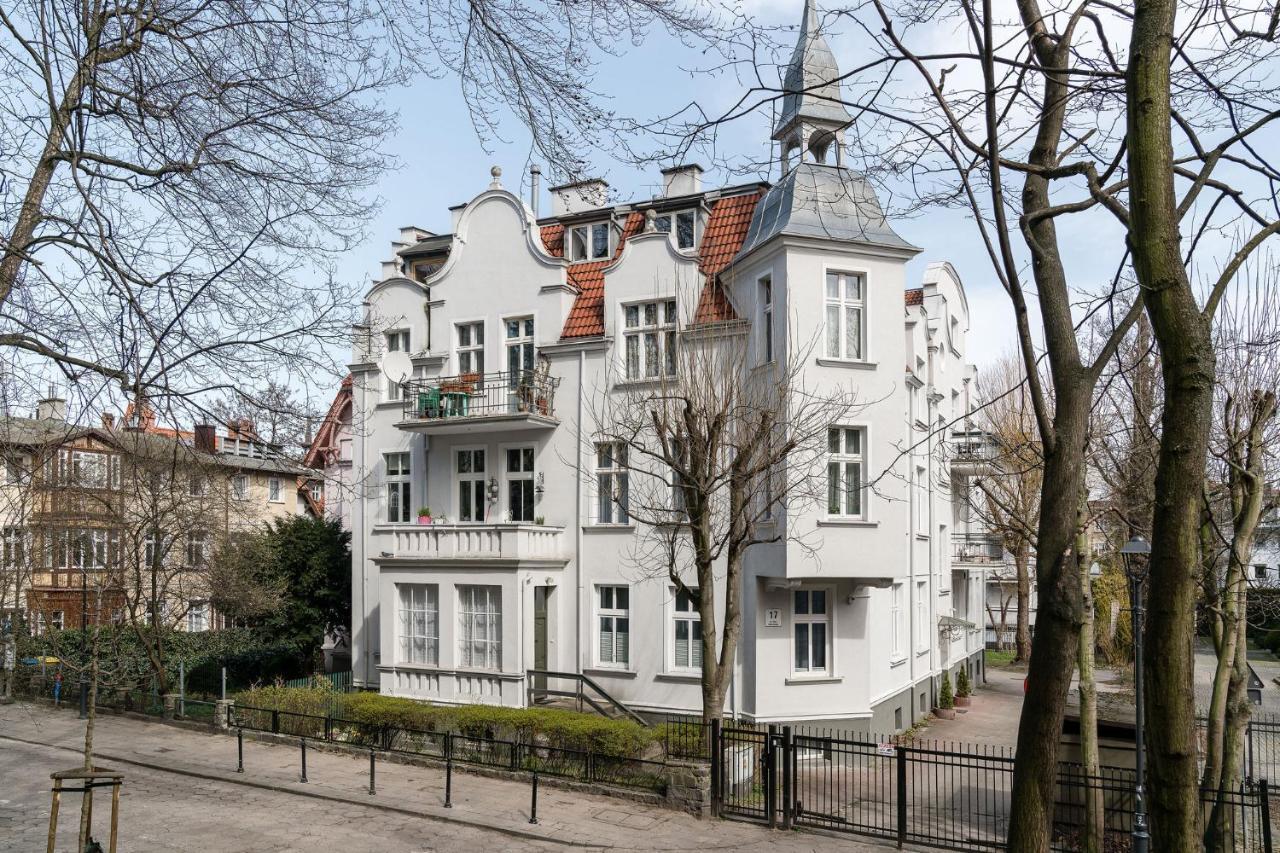 Sanhaus Apartments - Garda - Apartament Z 2 Sypialniami I Parkingiem ソポト エクステリア 写真